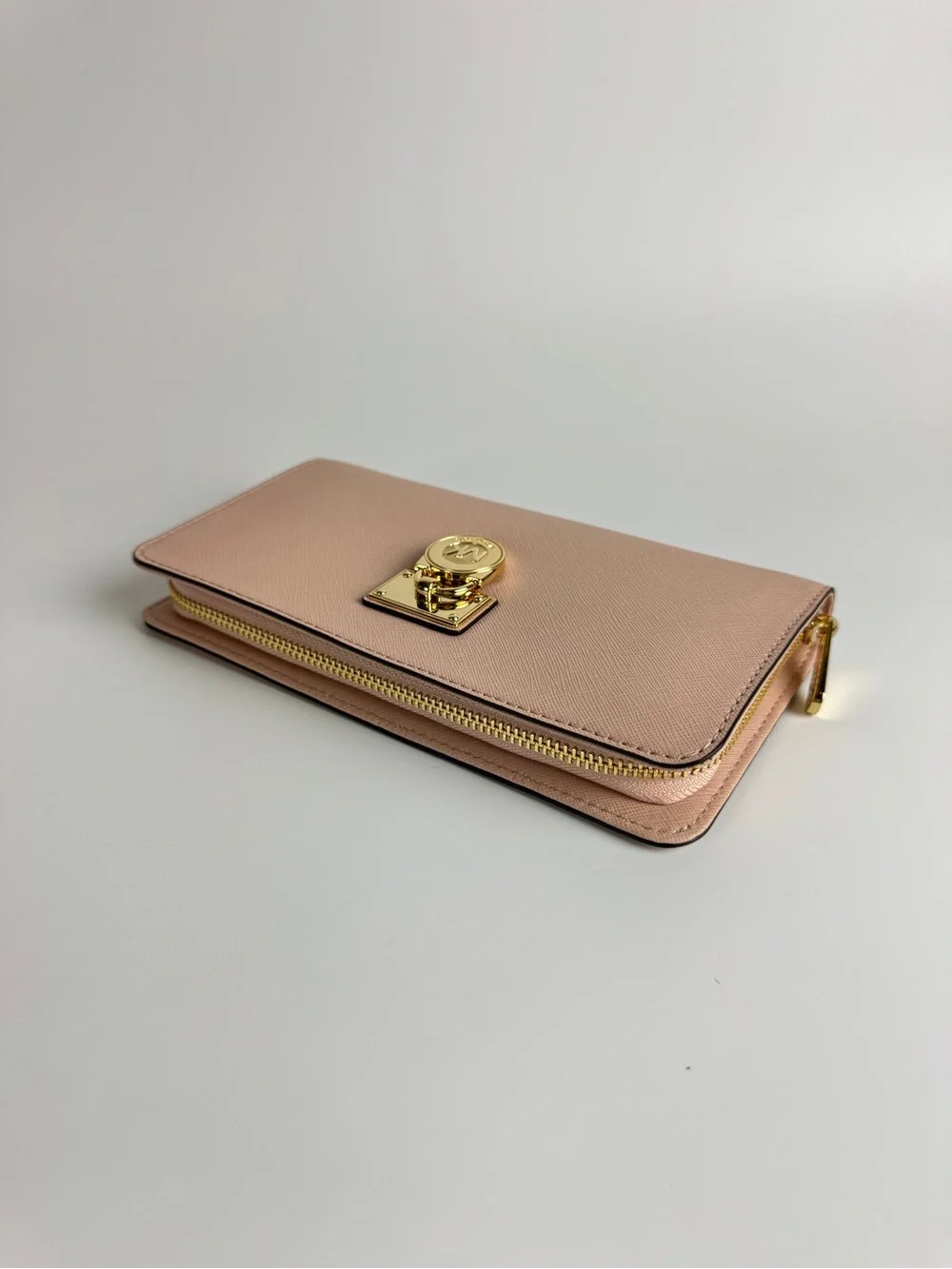 Michael Kors Women Blush Saffiano Leather Wallet
